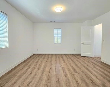 13213 Chatham - Photo Thumbnail 20
