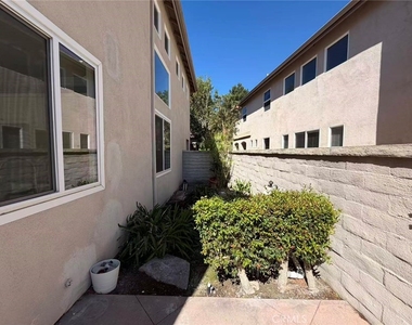 98 Dornoch Way - Photo Thumbnail 28