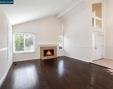 1325 New Hampshire Dr - Photo Thumbnail 9