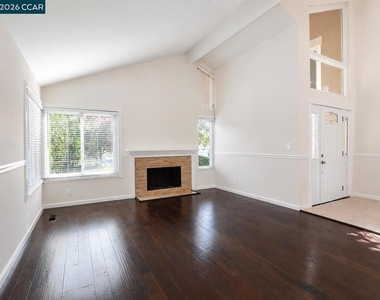 1325 New Hampshire Dr - Photo Thumbnail 8