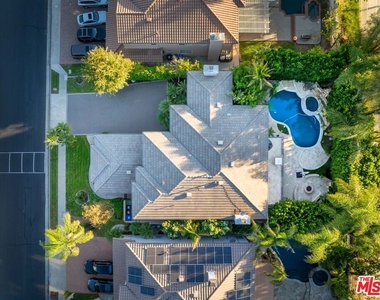 10445 Amberwood Lane - Photo Thumbnail 59
