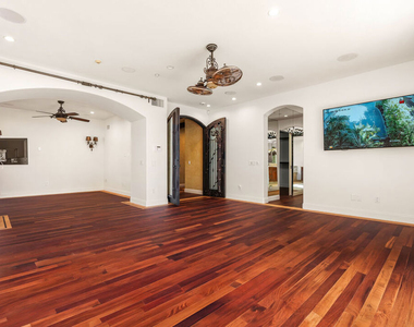 10445 Amberwood Lane - Photo Thumbnail 25