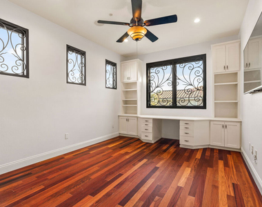 10445 Amberwood Lane - Photo Thumbnail 38