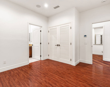 10445 Amberwood Lane - Photo Thumbnail 48