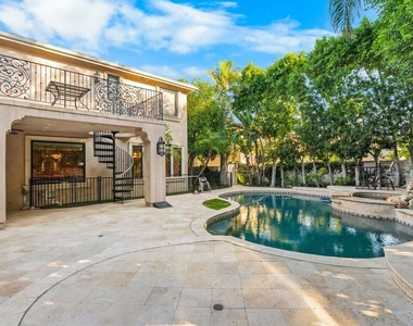 10445 Amberwood Lane - Photo Thumbnail 51