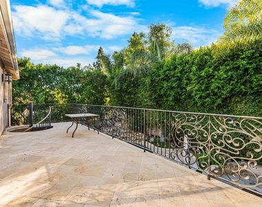10445 Amberwood Lane - Photo Thumbnail 29