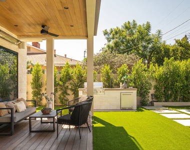 12427 Cumpston Street - Photo Thumbnail 25