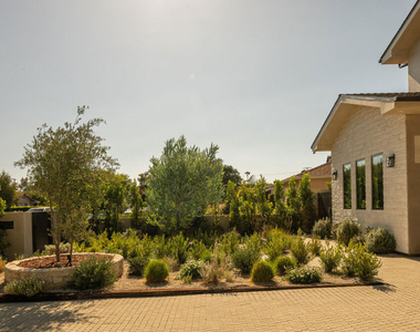 12427 Cumpston Street - Photo Thumbnail 50