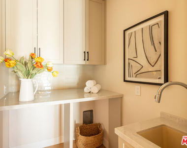 12427 Cumpston Street - Photo Thumbnail 48