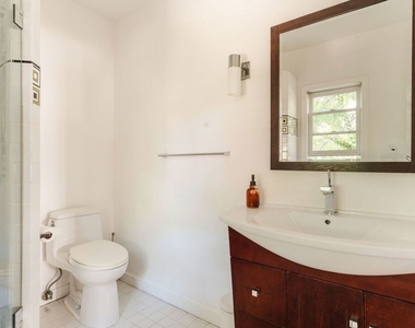 2332 Nella Vista Avenue - Photo Thumbnail 23