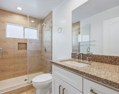 869 Warren Avenue - Photo Thumbnail 27