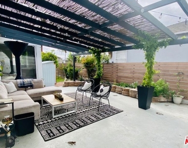 3796 Olmsted Avenue - Photo Thumbnail 14