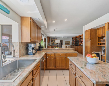 3599 E El Gaucho Circle - Photo Thumbnail 8