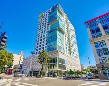 1050 S Grand Avenue - Photo Thumbnail 46