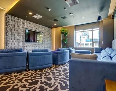 1050 S Grand Avenue - Photo Thumbnail 41