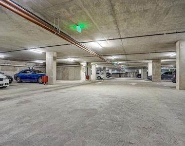 1050 S Grand Avenue - Photo Thumbnail 42