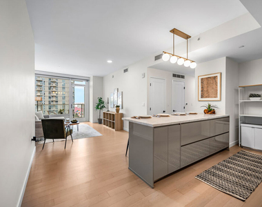 1050 S Grand Avenue - Photo Thumbnail 1