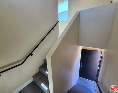 7302 Mace Place - Photo Thumbnail 2