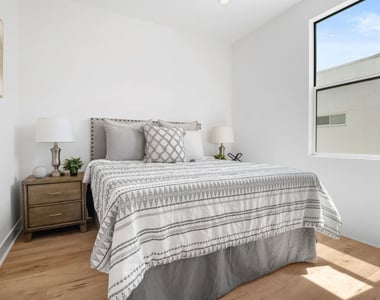 2213 Selig Drive - Photo Thumbnail 13