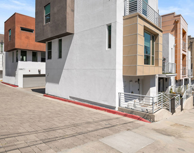 2213 Selig Drive - Photo Thumbnail 1