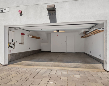 2213 Selig Drive - Photo Thumbnail 24
