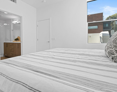 2213 Selig Drive - Photo Thumbnail 18