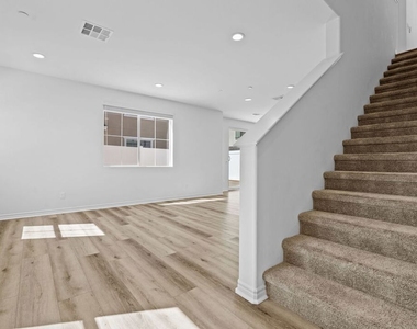 5739 Westmont Lane - Photo Thumbnail 3