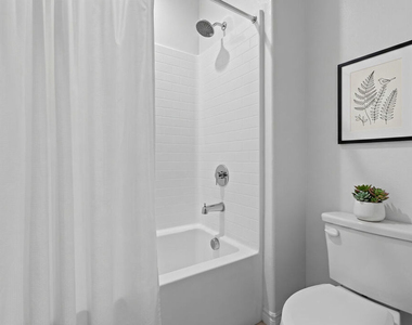 5739 Westmont Lane - Photo Thumbnail 25