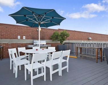 500 Molino Street - Photo Thumbnail 20