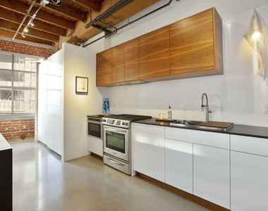 500 Molino Street - Photo Thumbnail 14