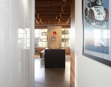 500 Molino Street - Photo Thumbnail 17