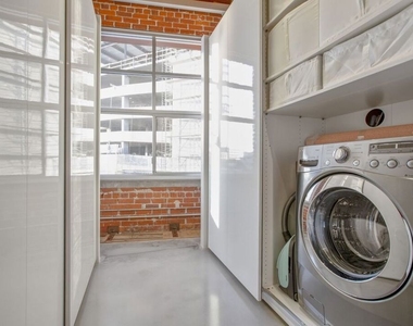500 Molino Street - Photo Thumbnail 11