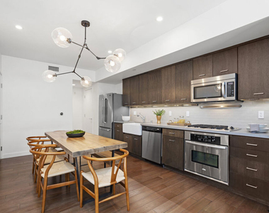 940 E 2nd Street - Photo Thumbnail 13