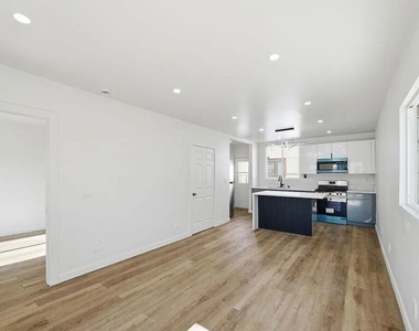 3020 W 12th Street - Photo Thumbnail 1