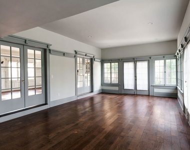 344 S Kingsley Drive - Photo Thumbnail 6