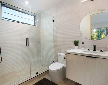 6066 Saturn Street - Photo Thumbnail 27