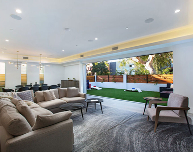 6066 Saturn Street - Photo Thumbnail 9