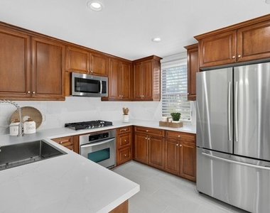 12975 Agustin Place - Photo Thumbnail 13