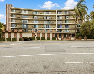2260 N Cahuenga Boulevard - Photo Thumbnail 1