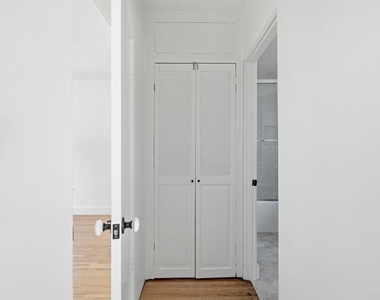 215 N Avenue 49 - Photo Thumbnail 13