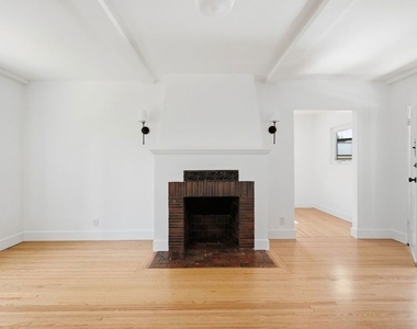 215 N Avenue 49 - Photo Thumbnail 1
