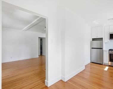 215 N Avenue 49 - Photo Thumbnail 8