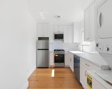 215 N Avenue 49 - Photo Thumbnail 4