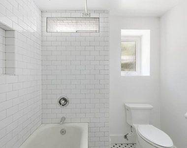 213 1/2 N Avenue 49 - Photo Thumbnail 10