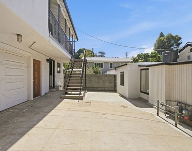 213 1/2 N Avenue 49 - Photo Thumbnail 15