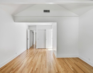 213 N Avenue 49 - Photo Thumbnail 22