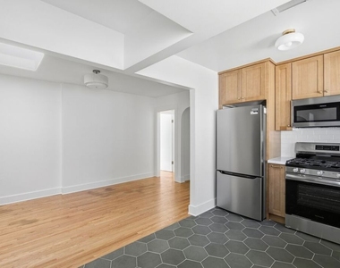 213 N Avenue 49 - Photo Thumbnail 3