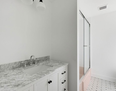 213 N Avenue 49 - Photo Thumbnail 18
