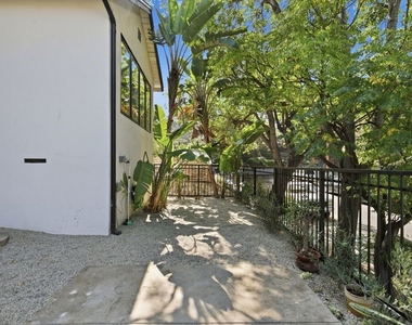 213 N Avenue 49 - Photo Thumbnail 32