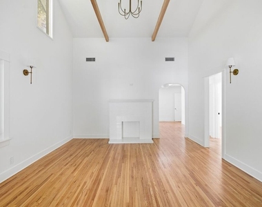 213 N Avenue 49 - Photo Thumbnail 9